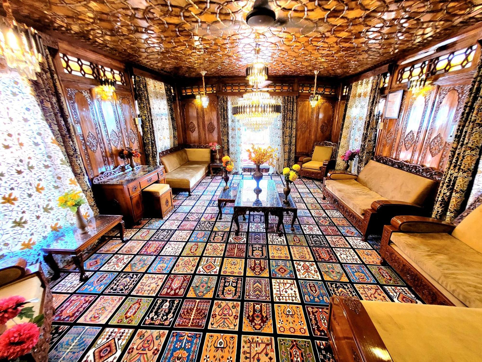 Aziz Palace Group Of Houseboats Srīnagar Zewnętrze zdjęcie