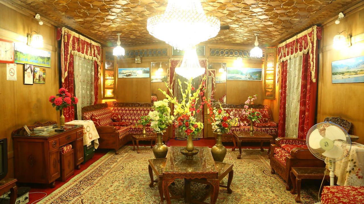 Aziz Palace Group Of Houseboats Srīnagar Zewnętrze zdjęcie